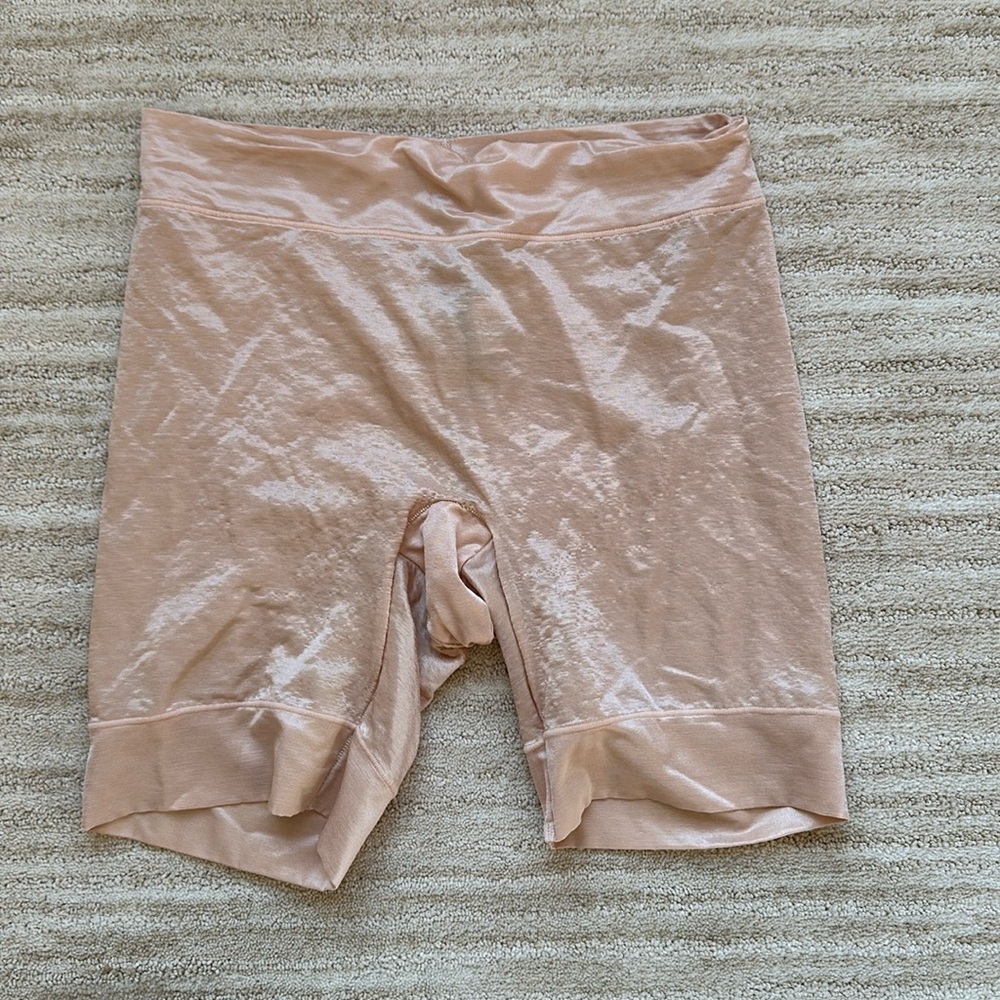 BODYSLIMMERS Nancy Ganz Bike Shaper ShortMedium Control Shaping Nude Size Medium